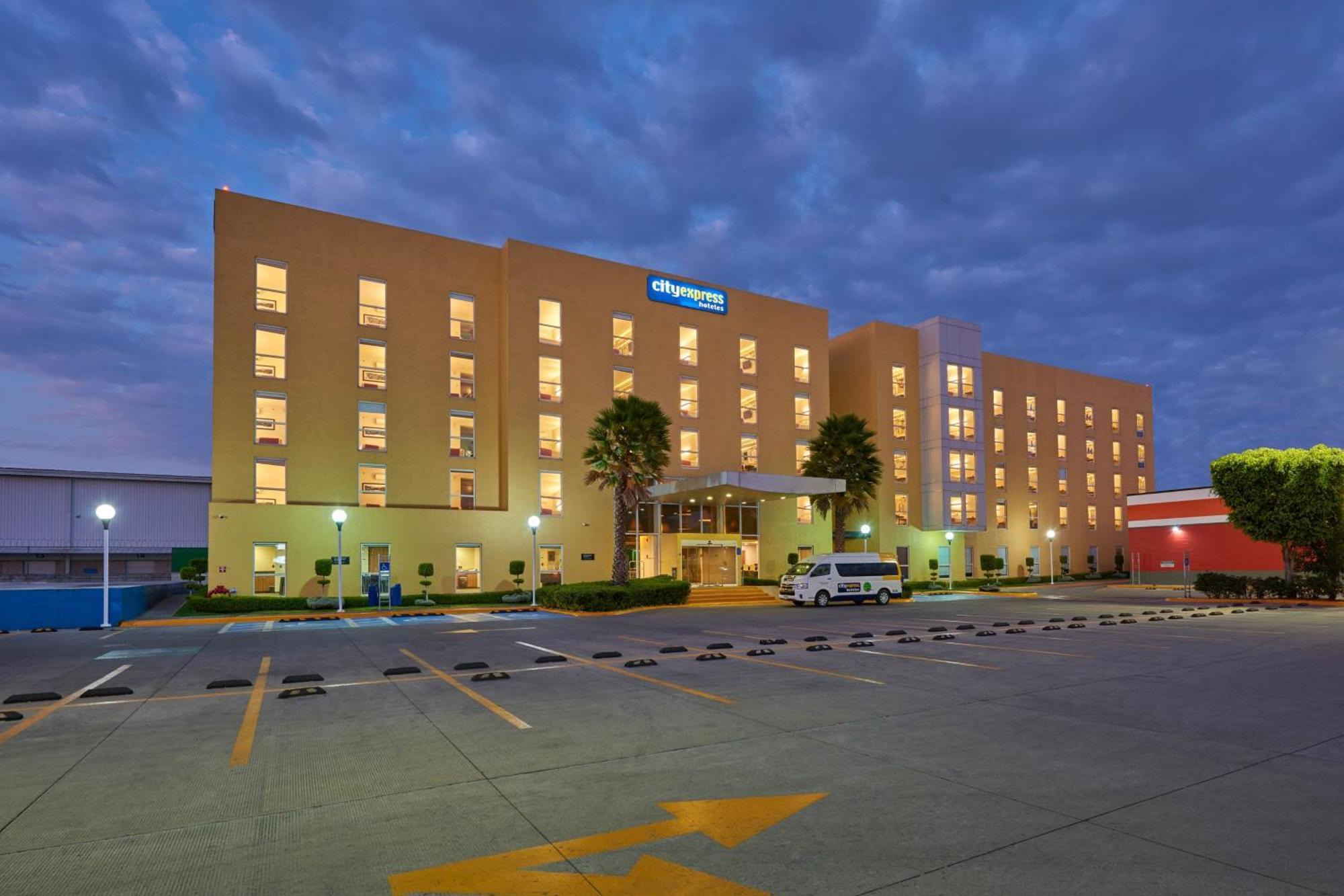 City Express By Marriott Ciudad De Mexico Plaza Central Eksteriør bilde